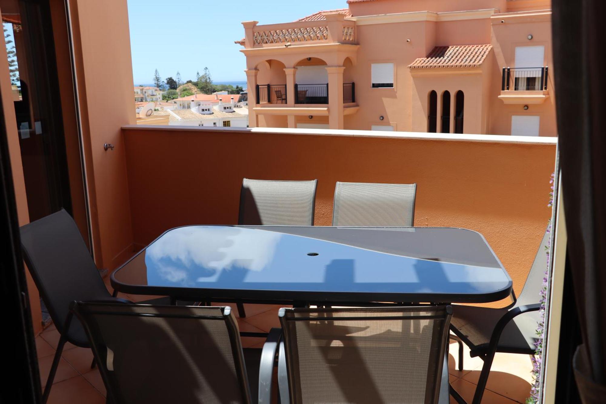 Luxury 3-Bedroom Apartment At High-End Praia Da Luz Exterior photo