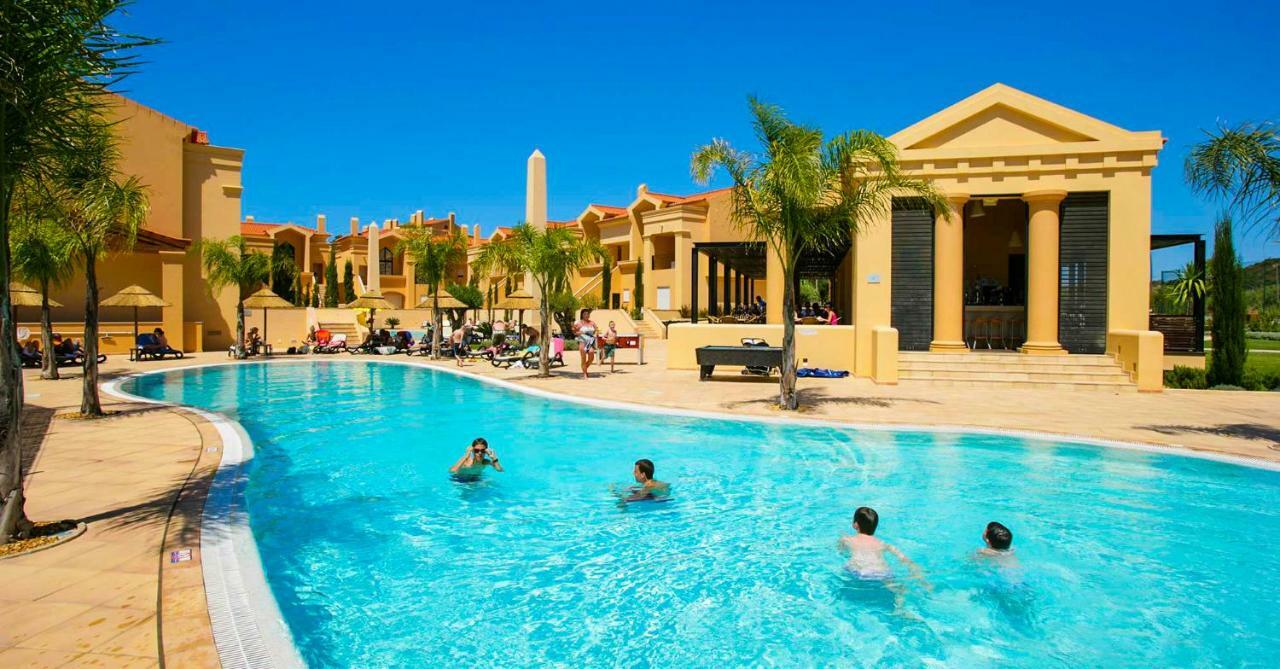 Luxury 3-Bedroom Apartment At High-End Praia Da Luz Exterior photo